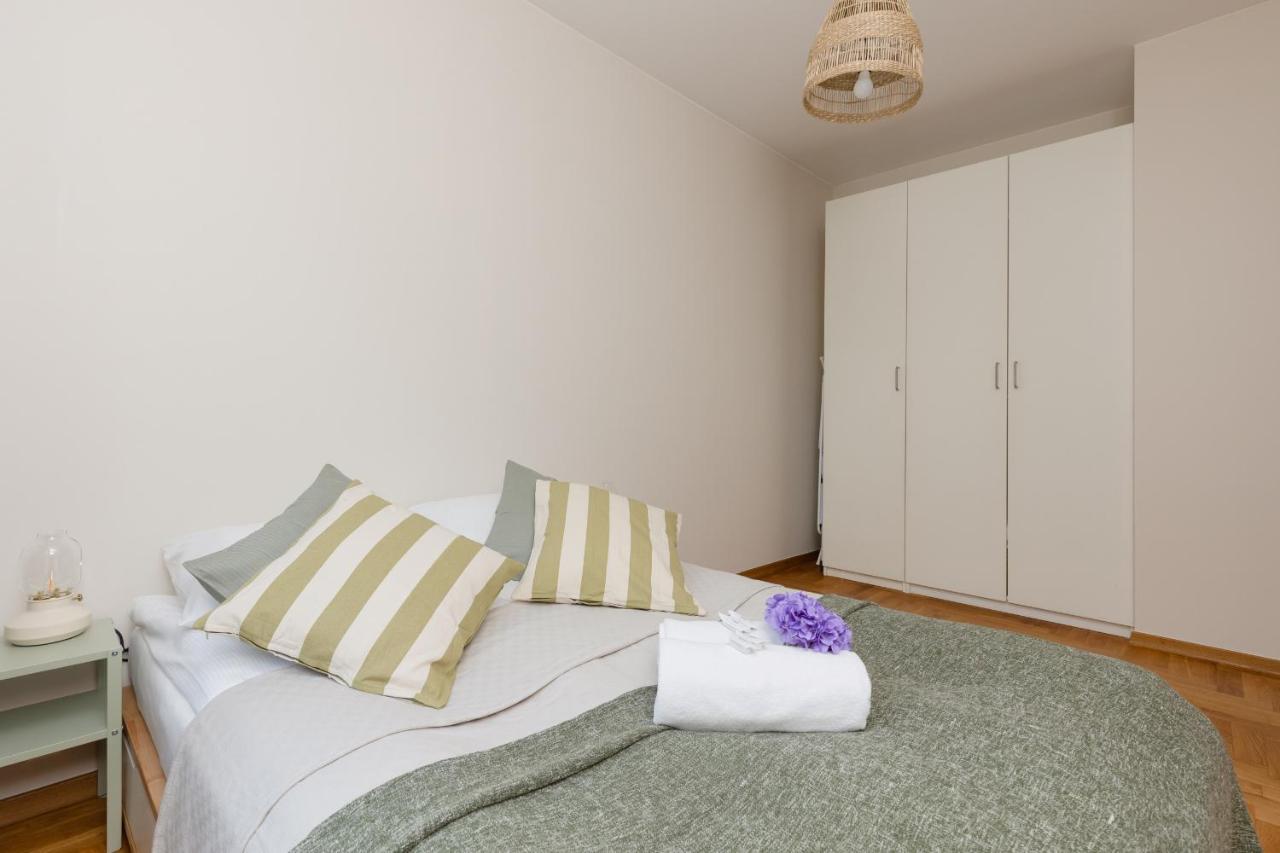 Warsaw Bobrowiecka Apartment By Noclegi Renters Luaran gambar
